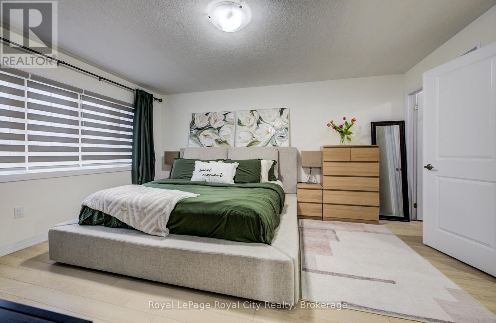 












484 ADELAIDE STREET

,
Wellington North (Arthur),




Ontario
N0G1A0

