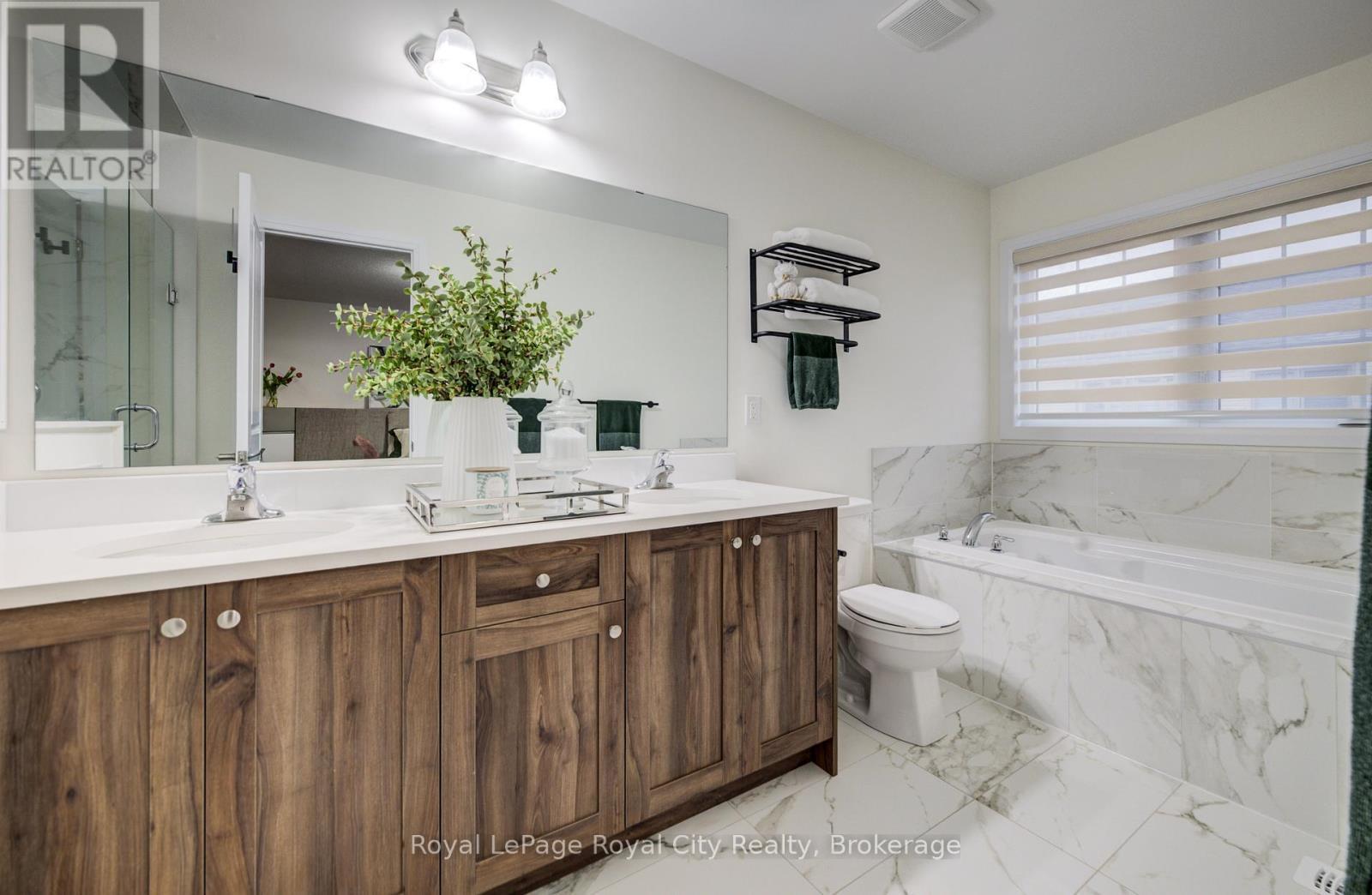 












484 ADELAIDE STREET

,
Wellington North (Arthur),




Ontario
N0G1A0

