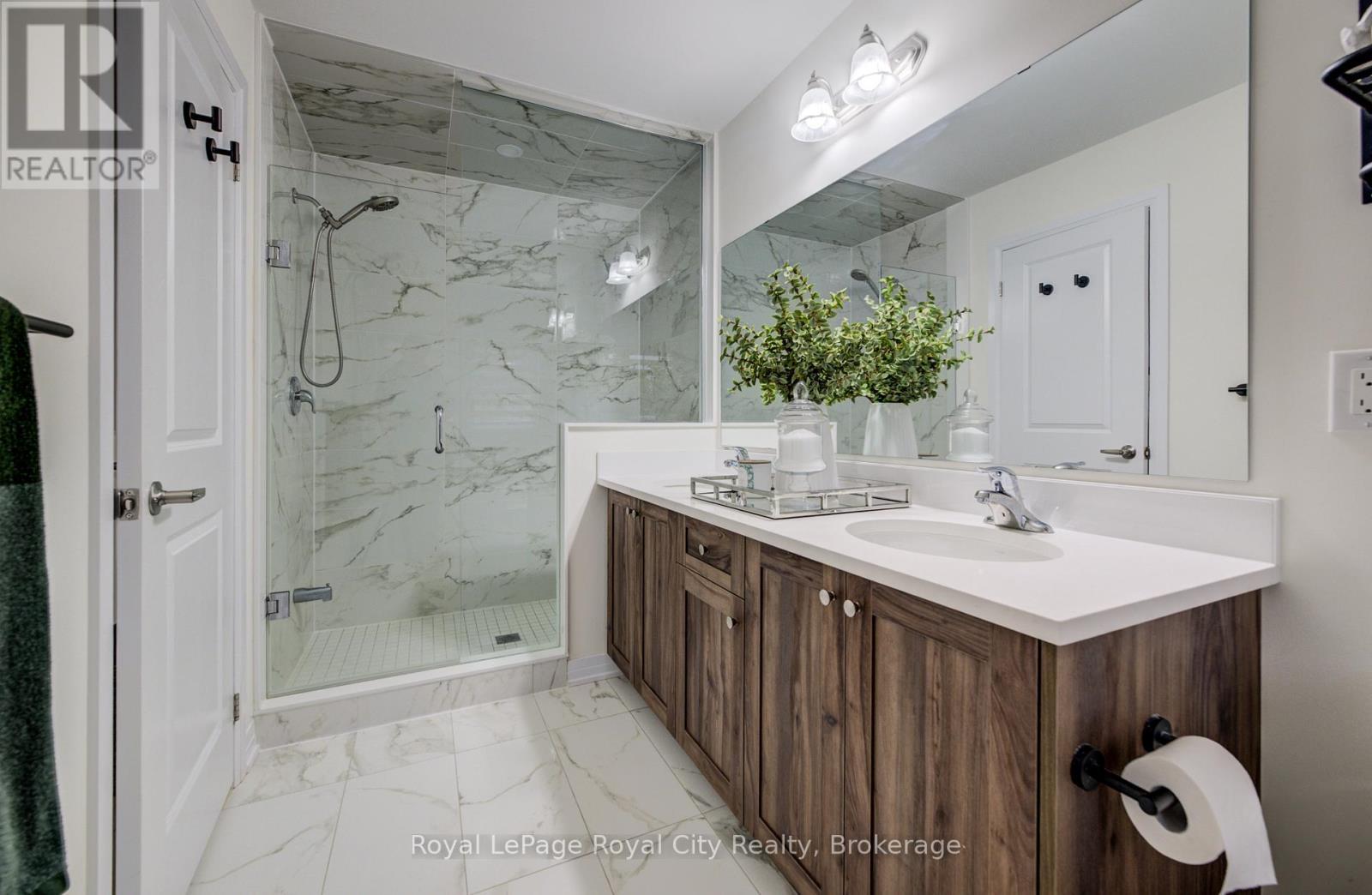 












484 ADELAIDE STREET

,
Wellington North (Arthur),




Ontario
N0G1A0

