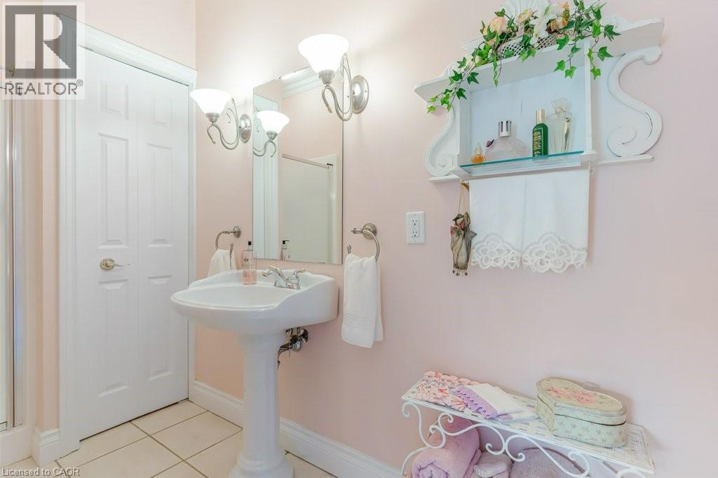 












369 GEORGE Street N Unit# 2

,
Cambridge,




Ontario
N1S4X7

