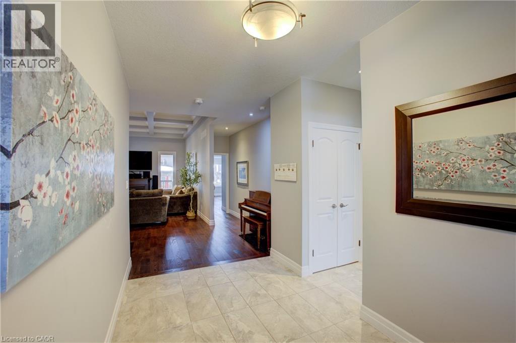 












5 JACK KOEHLER Lane

,
Wellesley,




Ontario
N0B2T0

