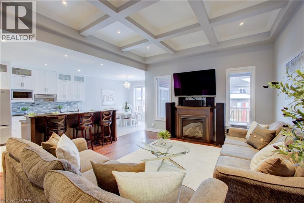 












5 JACK KOEHLER Lane

,
Wellesley,




Ontario
N0B2T0

