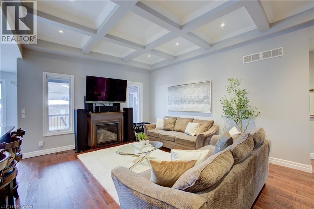 












5 JACK KOEHLER Lane

,
Wellesley,




Ontario
N0B2T0

