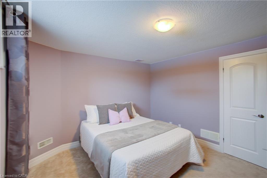 












5 JACK KOEHLER Lane

,
Wellesley,




Ontario
N0B2T0

