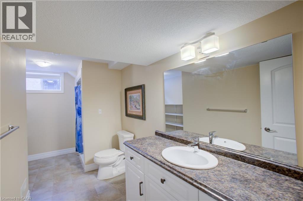 












5 JACK KOEHLER Lane

,
Wellesley,




Ontario
N0B2T0

