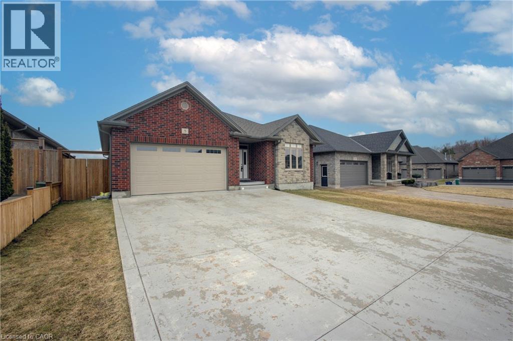 












5 JACK KOEHLER Lane

,
Wellesley,




Ontario
N0B2T0

