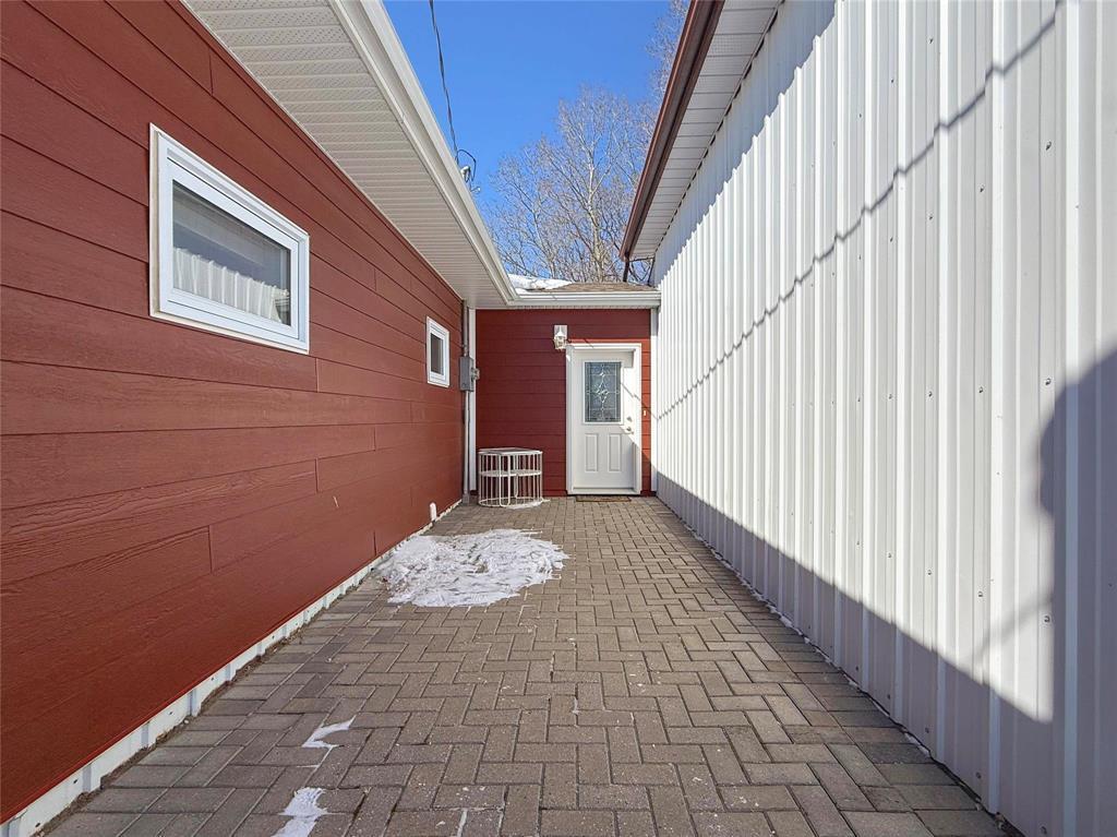 












96084 21 Highway

,
Shoal Lake,




Manitoba
R0J1Z0

