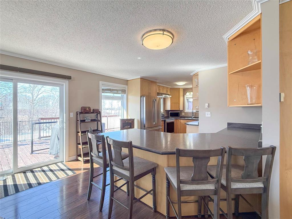 












96084 21 Highway

,
Shoal Lake,




Manitoba
R0J1Z0

