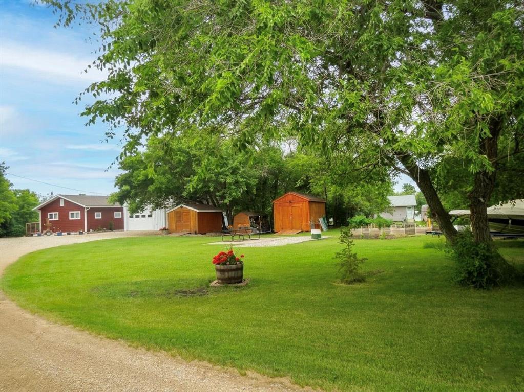 












96084 21 Highway

,
Shoal Lake,




Manitoba
R0J1Z0

