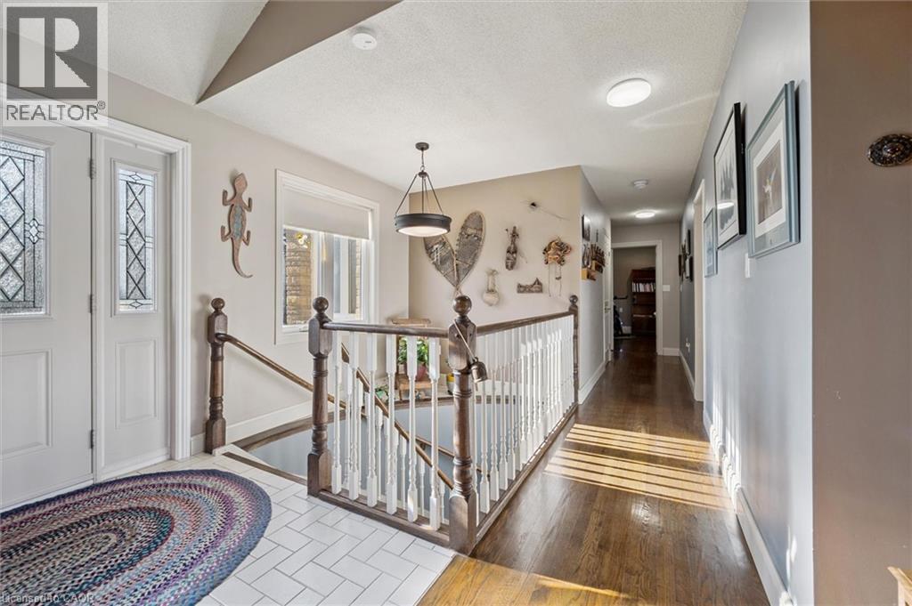 












8060 WELLINGTON RD 18

,
Fergus,




Ontario
N1M2W5


