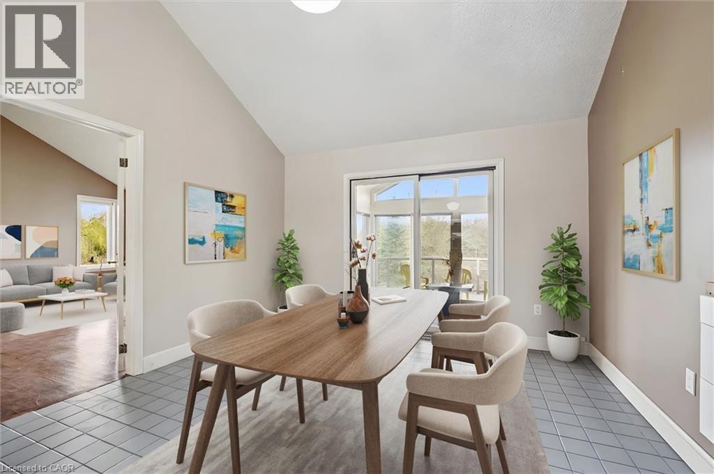 












8060 WELLINGTON RD 18

,
Fergus,




Ontario
N1M2W5

