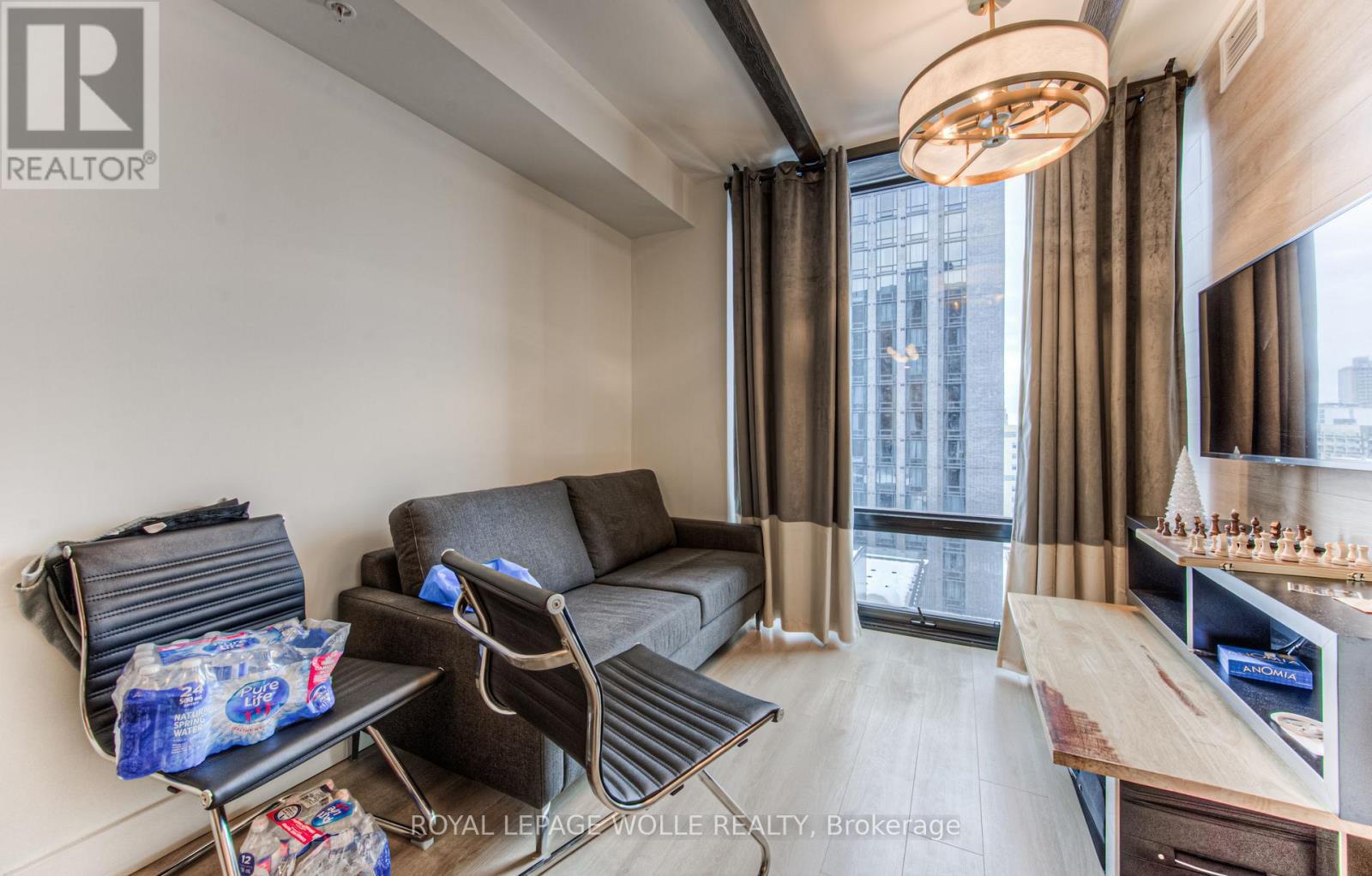 












1210 - 145 COLUMBIA STREET W

,
Waterloo,




Ontario
N2L0K7

