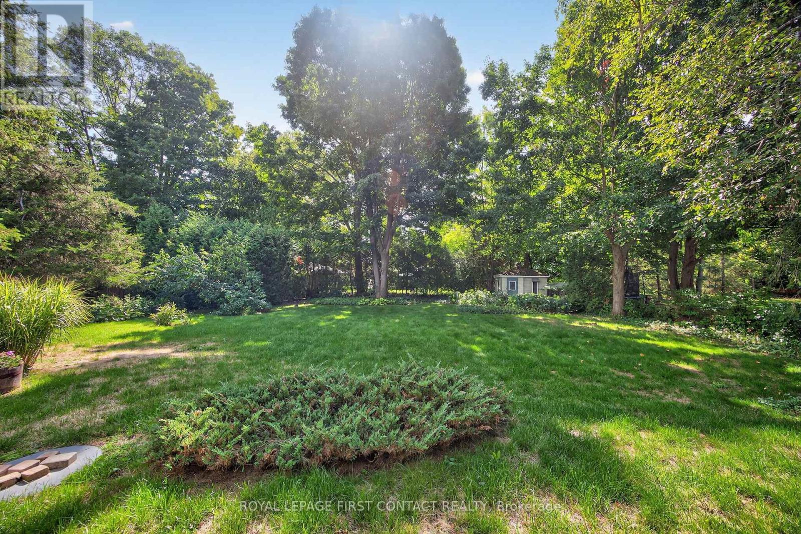 












7 MAPLECREST ROAD

,
Springwater,




Ontario
L9X0P8

