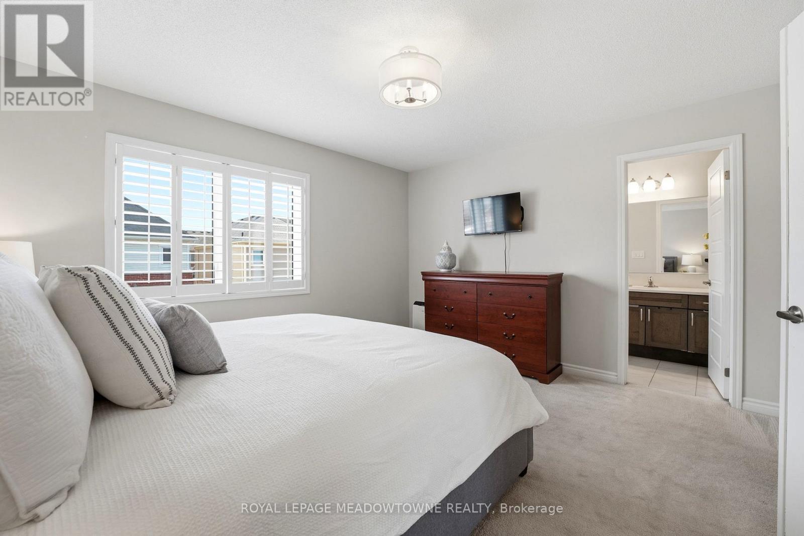 












112 WHITLOCK AVENUE

,
Milton,




Ontario
L9E1G3

