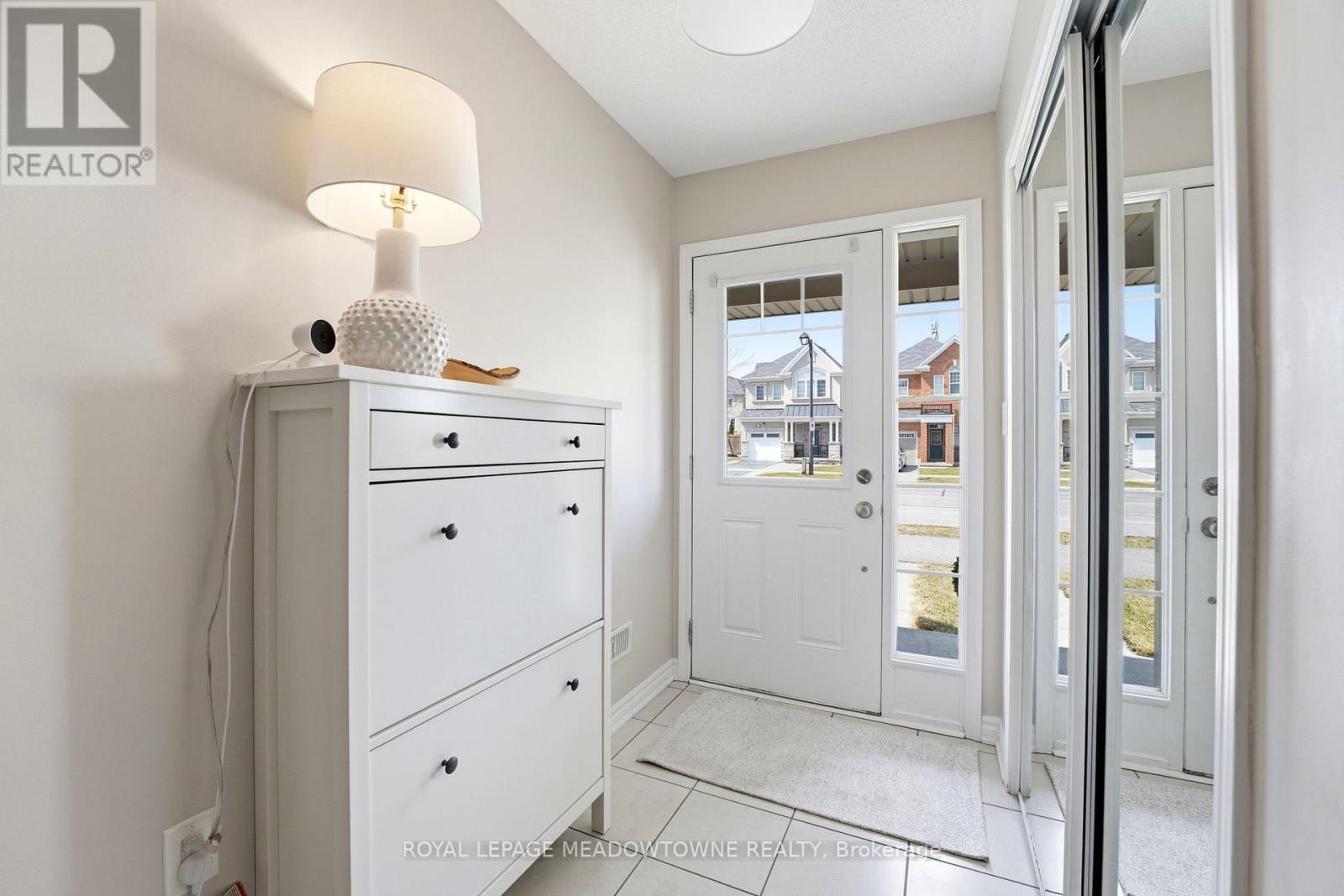 












112 WHITLOCK AVENUE

,
Milton,




Ontario
L9E1G3

