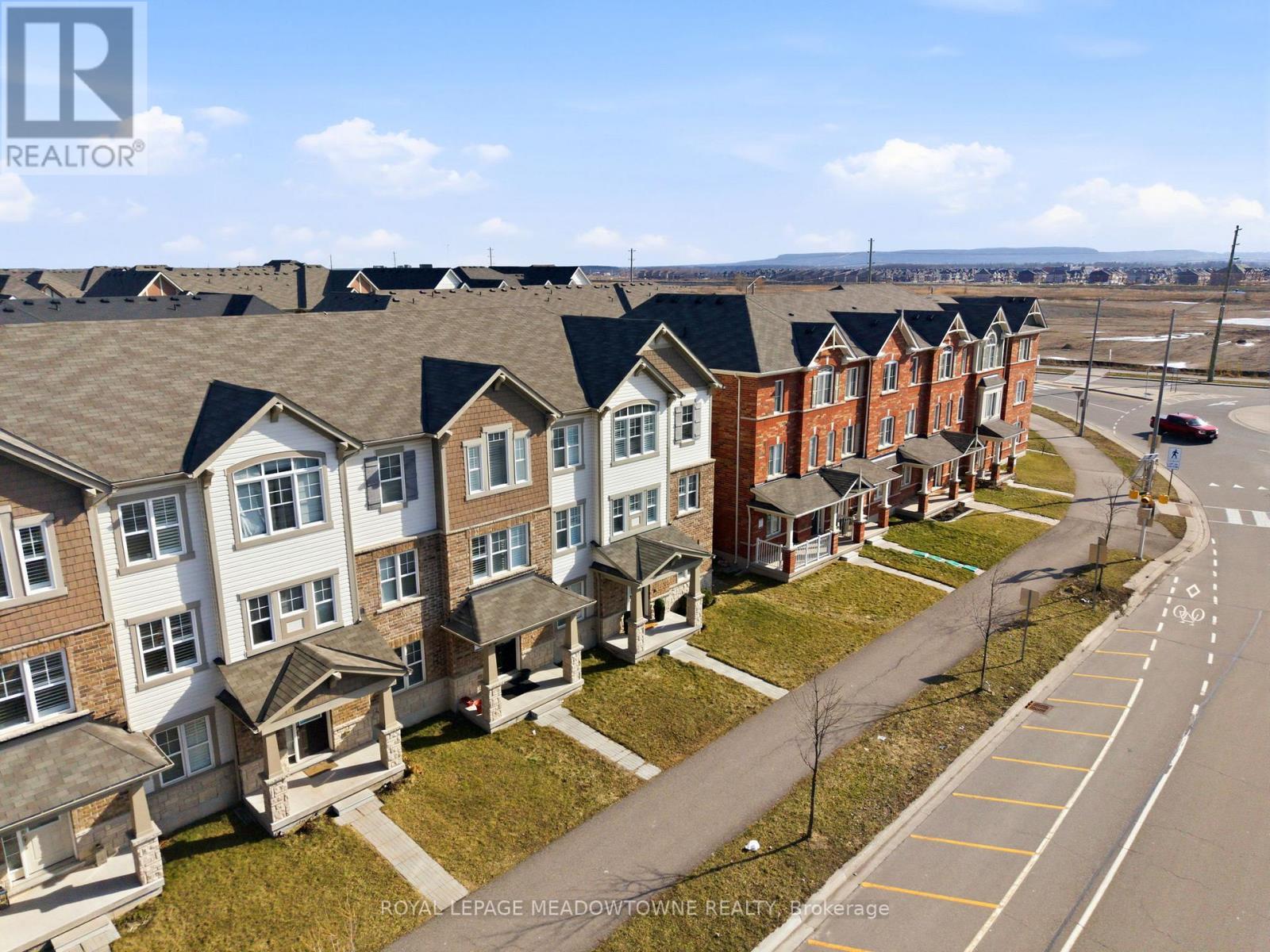 












112 WHITLOCK AVENUE

,
Milton,




Ontario
L9E1G3

