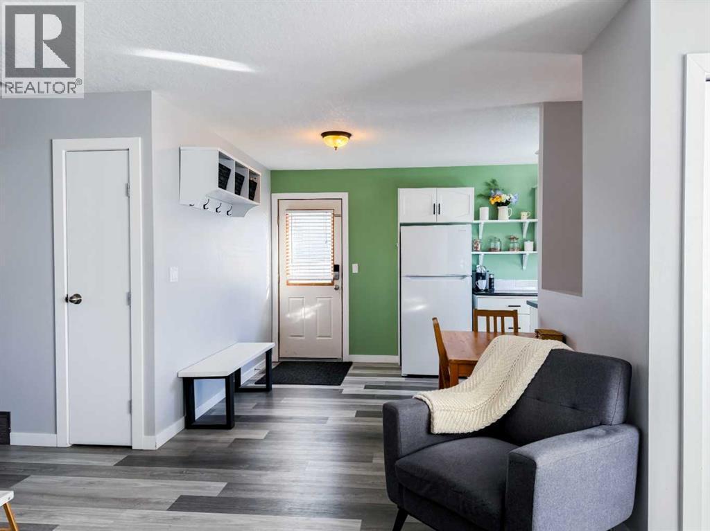 












532 Boutin Avenue

,
Hinton,




Alberta
T7V1A8

