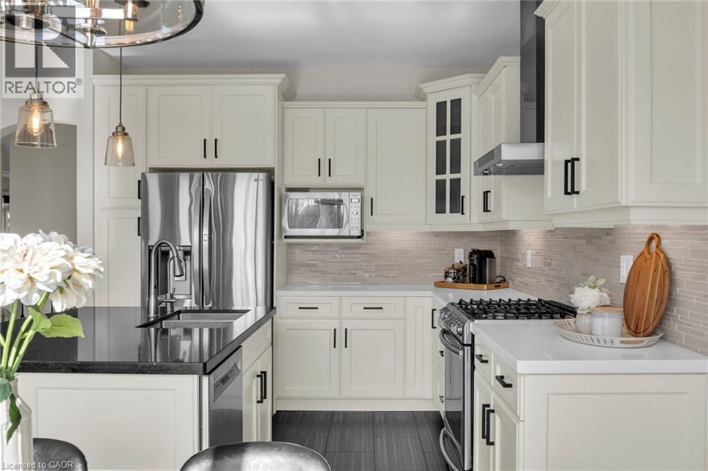 












58 ABERFOYLE MILL Crescent

,
Puslinch,




Ontario
N0B2J0

