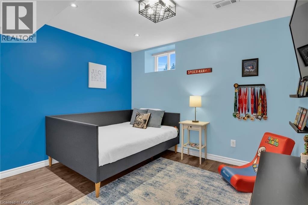 












58 ABERFOYLE MILL Crescent

,
Puslinch,




Ontario
N0B2J0

