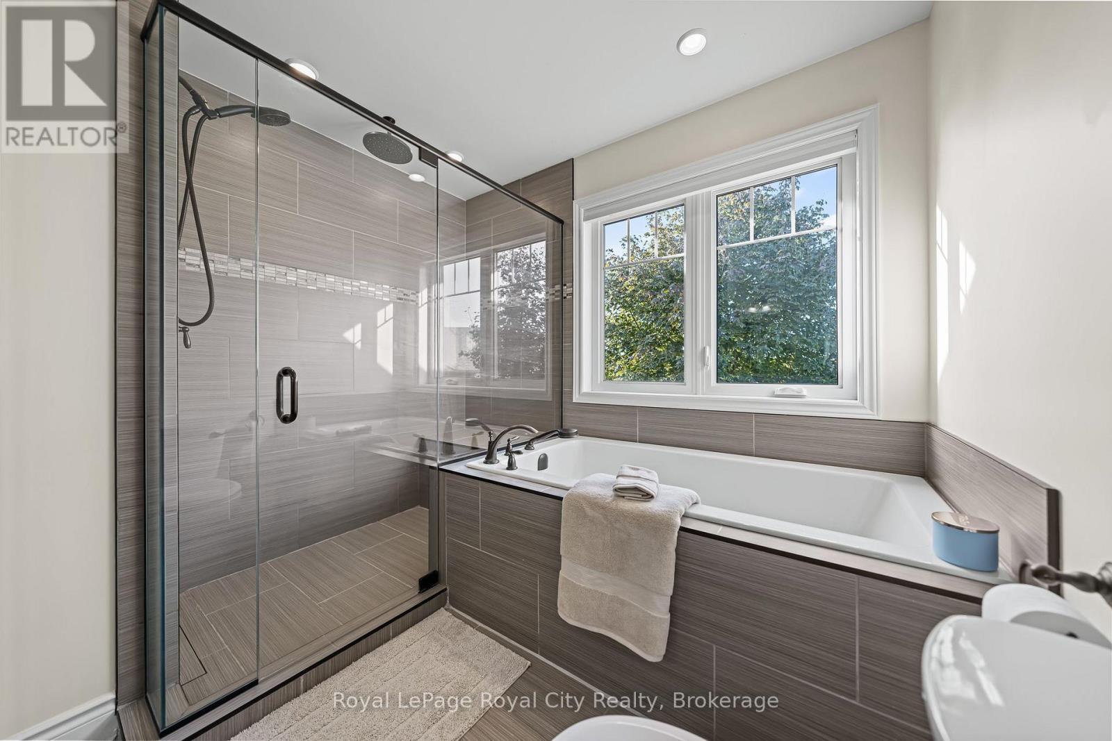 












103 MARSHALL HEIGHTS ROAD

,
West Grey,




Ontario
N0G1R0

