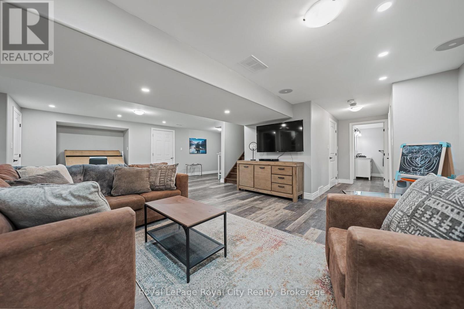 












103 MARSHALL HEIGHTS ROAD

,
West Grey,




Ontario
N0G1R0

