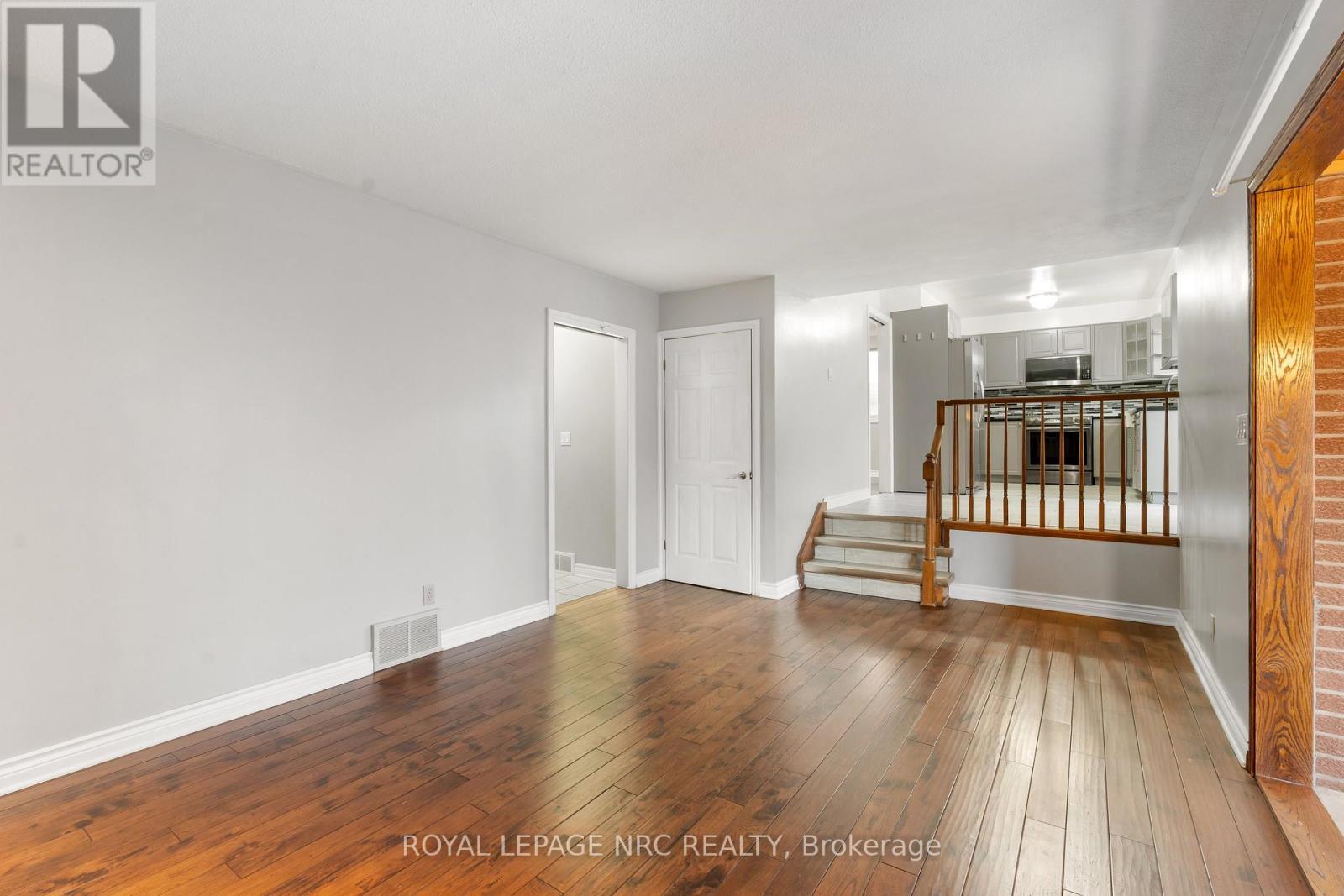 












64 ADEL DRIVE

,
St. Catharines (Carlton/Bunting),




Ontario
L2M7E6

