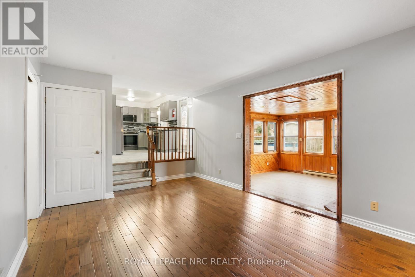 












64 ADEL DRIVE

,
St. Catharines (Carlton/Bunting),




Ontario
L2M7E6

