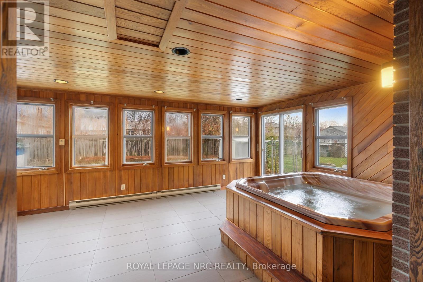 












64 ADEL DRIVE

,
St. Catharines (Carlton/Bunting),




Ontario
L2M7E6

