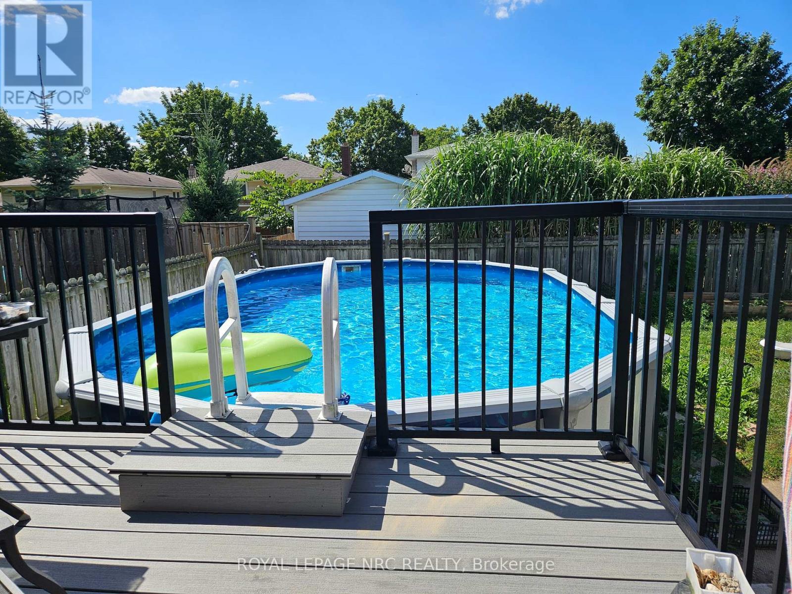 












64 ADEL DRIVE

,
St. Catharines (Carlton/Bunting),




Ontario
L2M7E6

