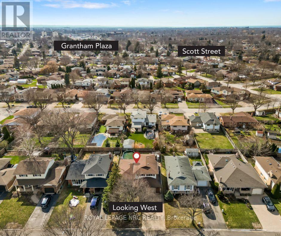 












64 ADEL DRIVE

,
St. Catharines (Carlton/Bunting),




Ontario
L2M7E6

