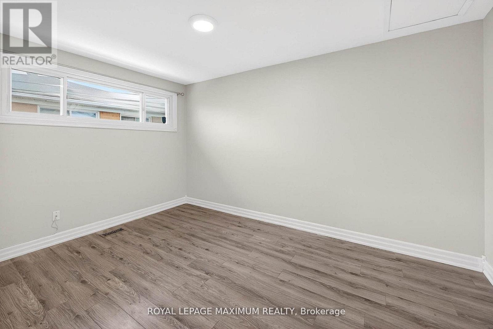 












UPPER - 362 ROSEDALE DRIVE

,
Whitby,




Ontario
L1N1Z4

