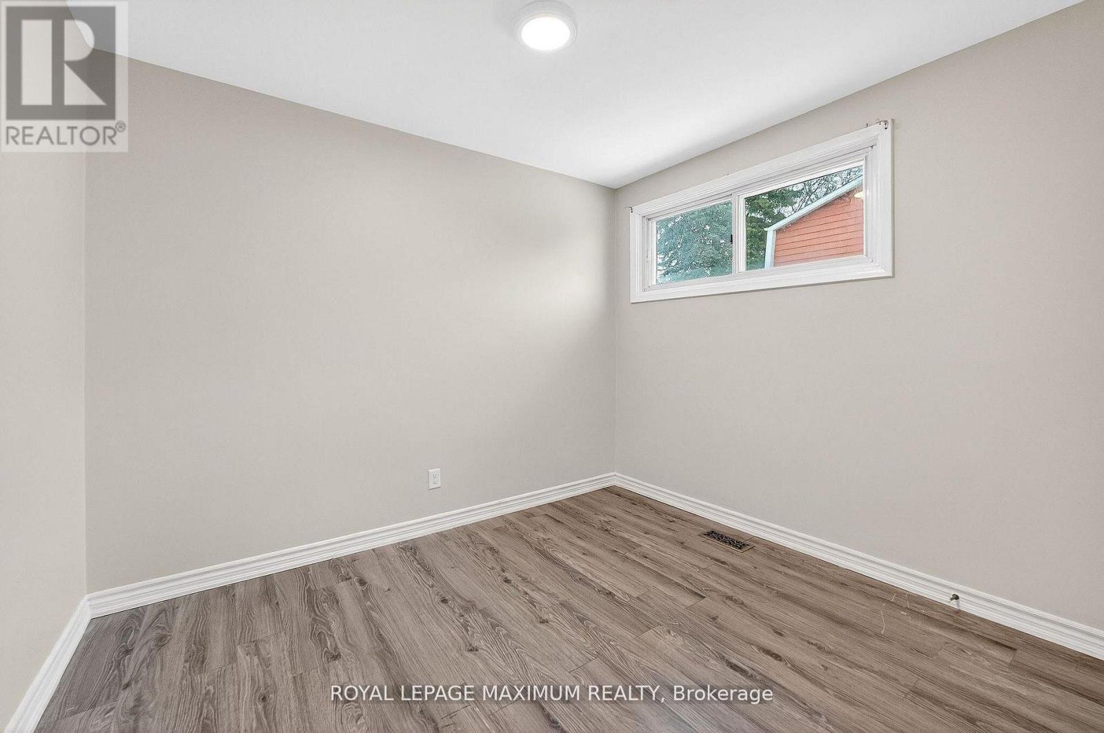 












UPPER - 362 ROSEDALE DRIVE

,
Whitby,




Ontario
L1N1Z4

