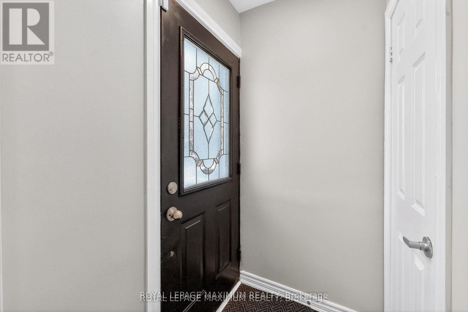 












UPPER - 362 ROSEDALE DRIVE

,
Whitby,




Ontario
L1N1Z4

