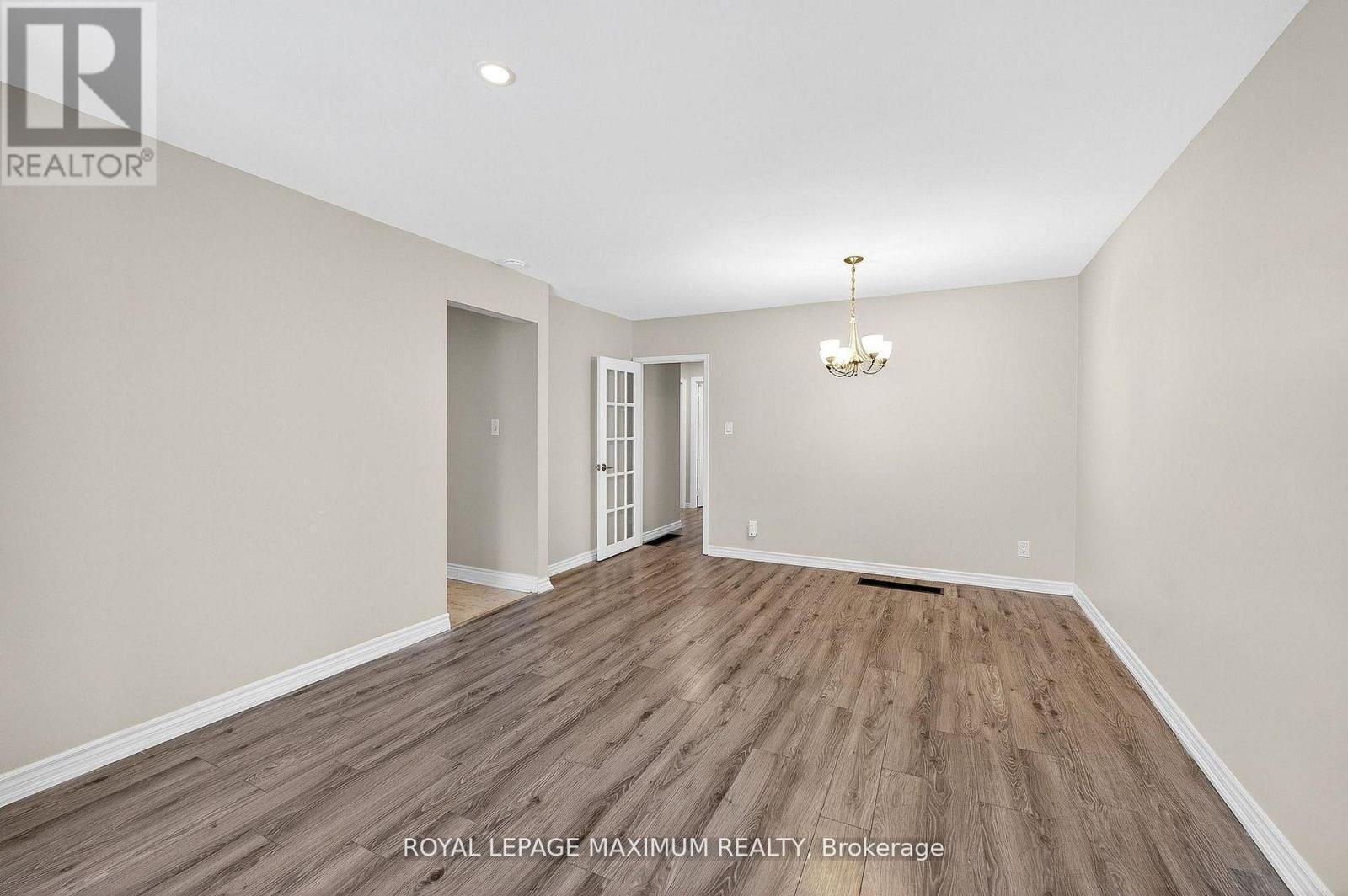 












UPPER - 362 ROSEDALE DRIVE

,
Whitby,




Ontario
L1N1Z4

