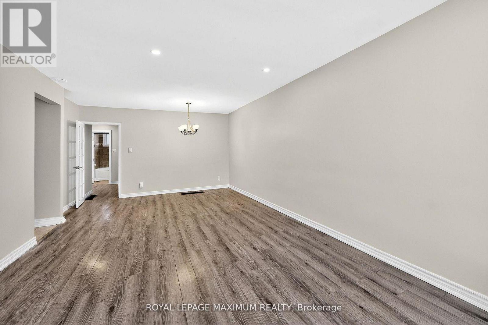 












UPPER - 362 ROSEDALE DRIVE

,
Whitby,




Ontario
L1N1Z4

