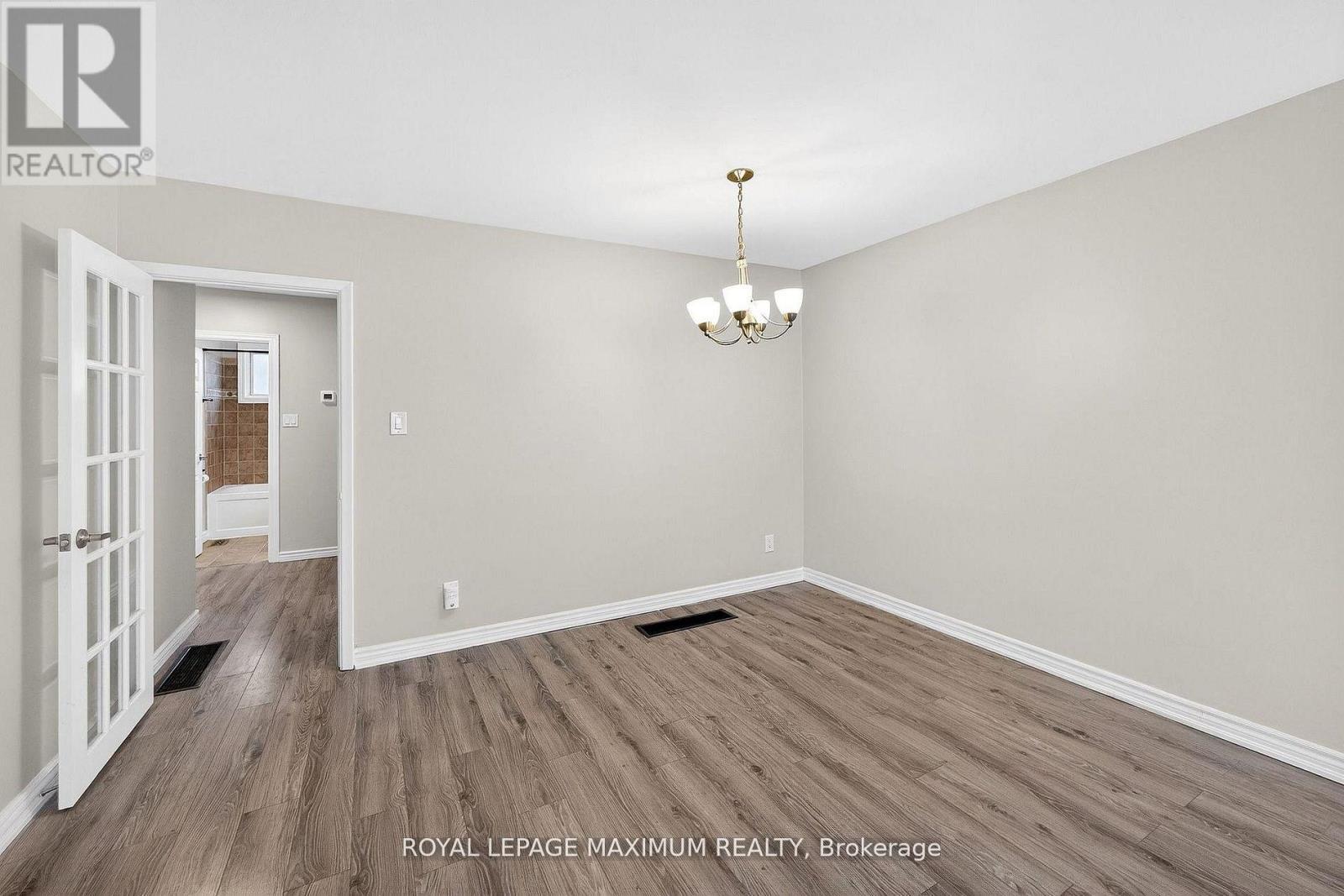 












UPPER - 362 ROSEDALE DRIVE

,
Whitby,




Ontario
L1N1Z4

