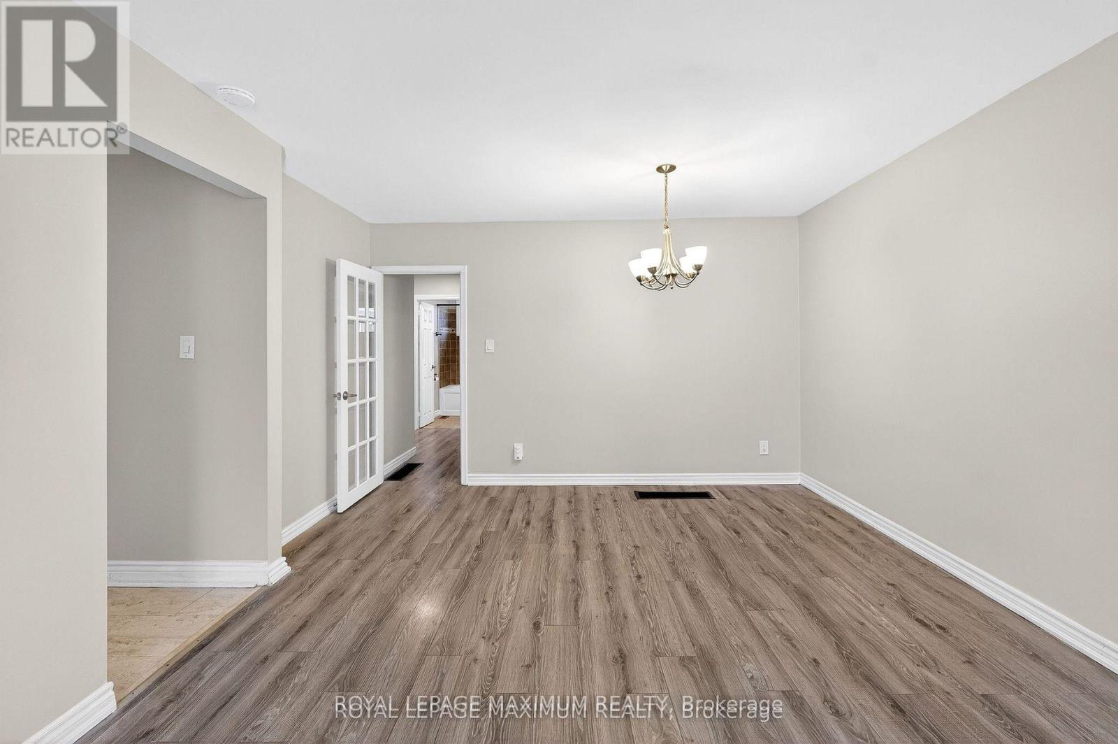 












UPPER - 362 ROSEDALE DRIVE

,
Whitby,




Ontario
L1N1Z4

