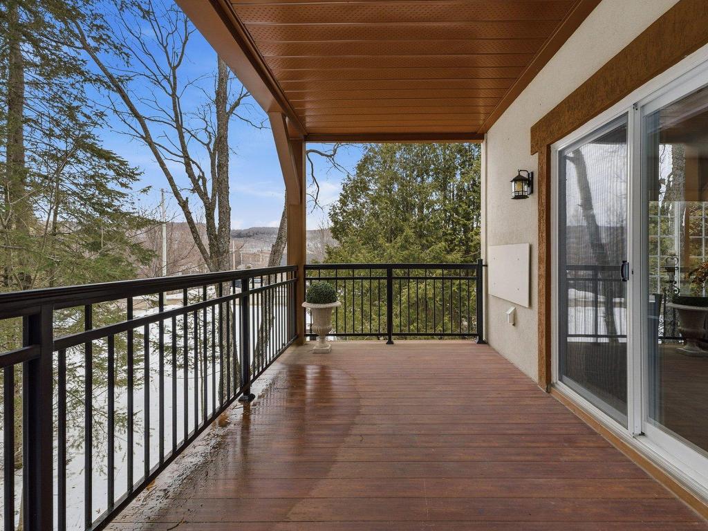 









145


Rue du Ruisseau-Clair

, 201,
Mont-Tremblant,




QC
J8E0A3

