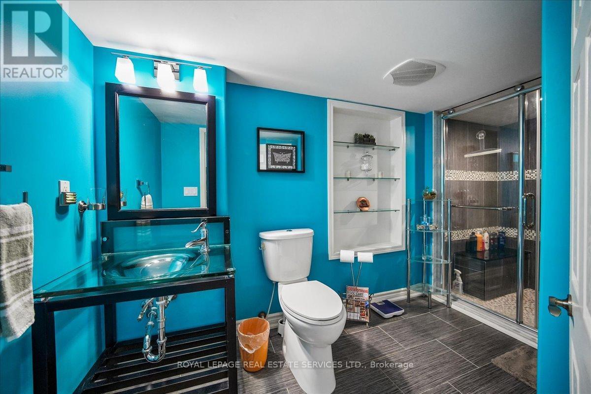 












693 SAVOLINE BOULEVARD

,
Milton,




Ontario
L9T0N2

