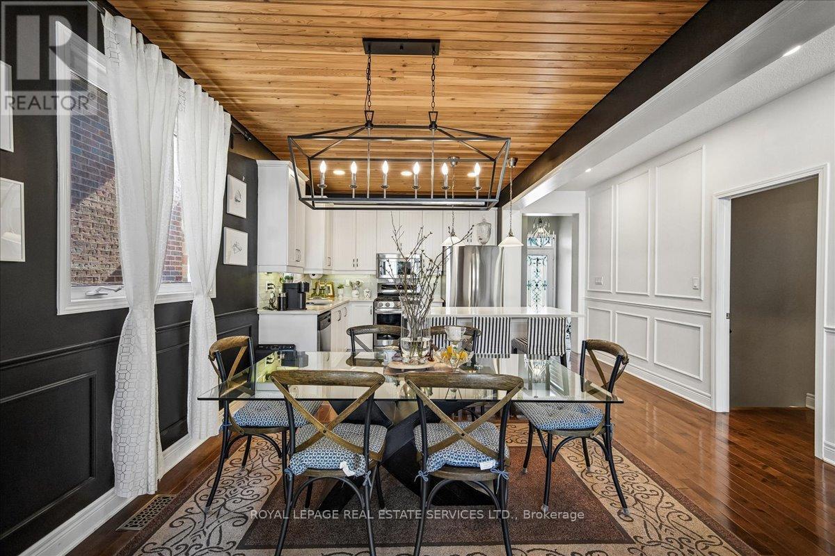 












693 SAVOLINE BOULEVARD

,
Milton,




Ontario
L9T0N2

