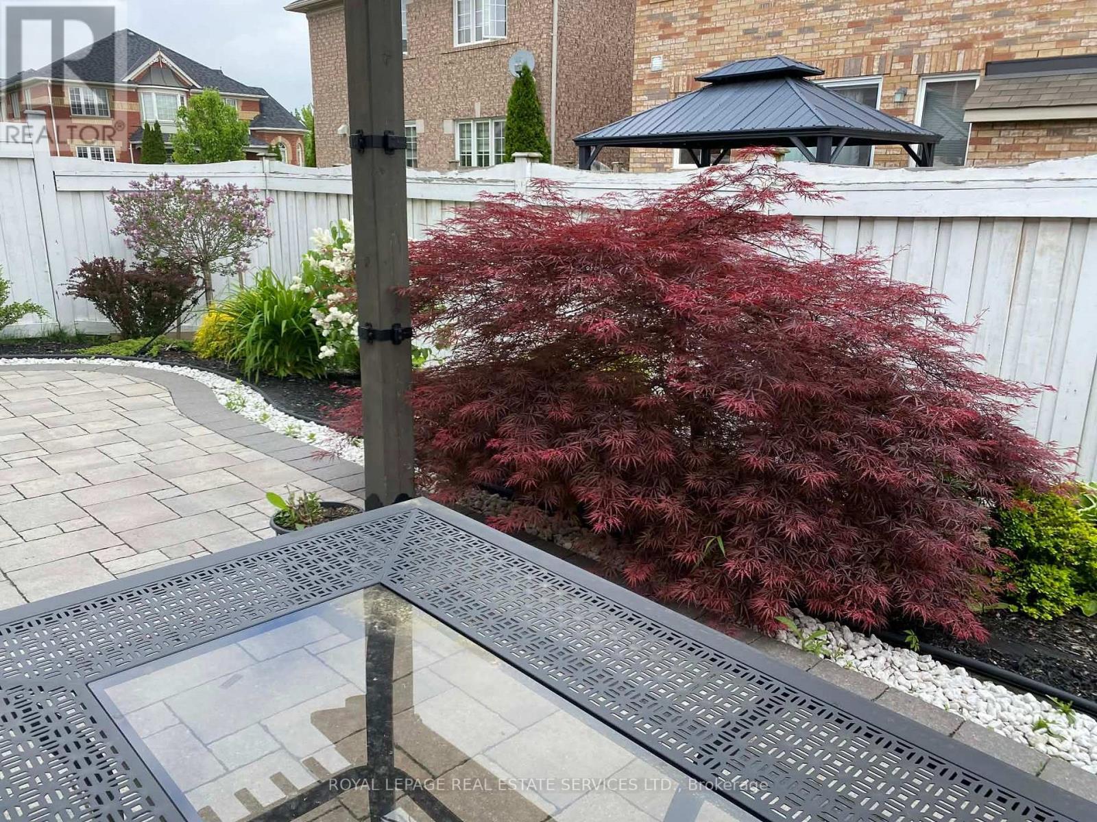 












693 SAVOLINE BOULEVARD

,
Milton,




Ontario
L9T0N2

