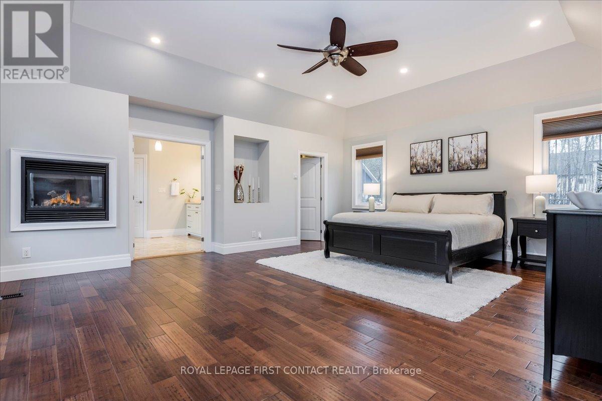 












3500 CRESCENT HARBOUR ROAD

,
Innisfil,




Ontario
L9S2Y8

