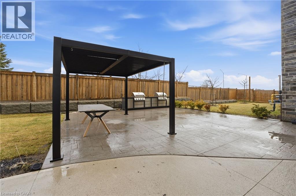 












120 SPRINGVALLEY Crescent Unit# 203

,
Hamilton,




Ontario
L9C0G2

