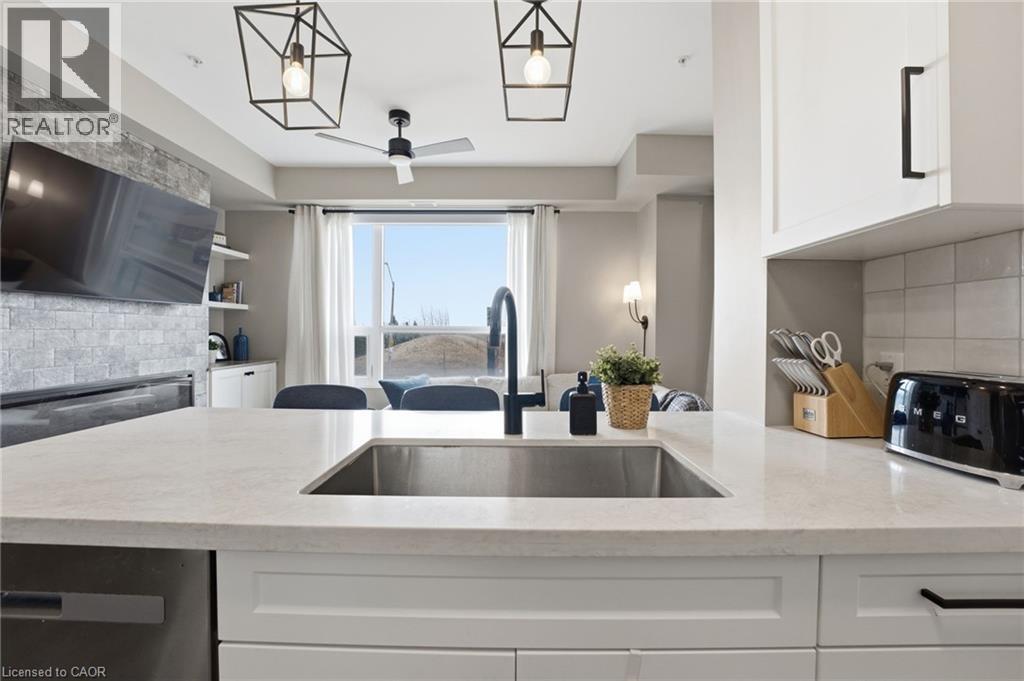 












120 SPRINGVALLEY Crescent Unit# 203

,
Hamilton,




Ontario
L9C0G2

