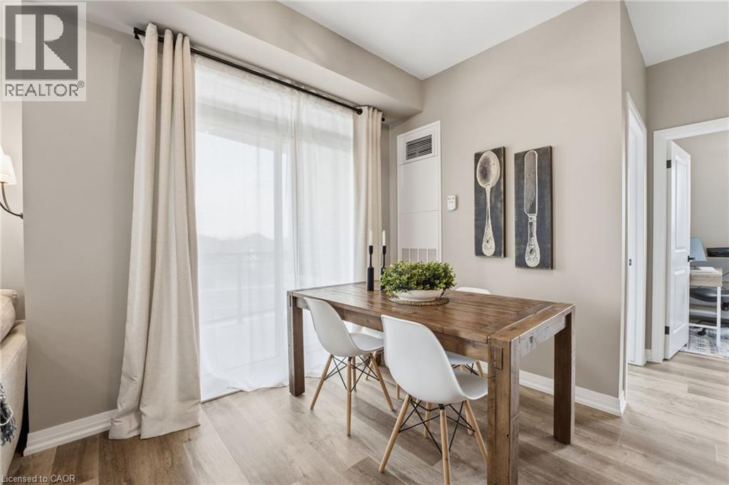 












120 SPRINGVALLEY Crescent Unit# 203

,
Hamilton,




Ontario
L9C0G2

