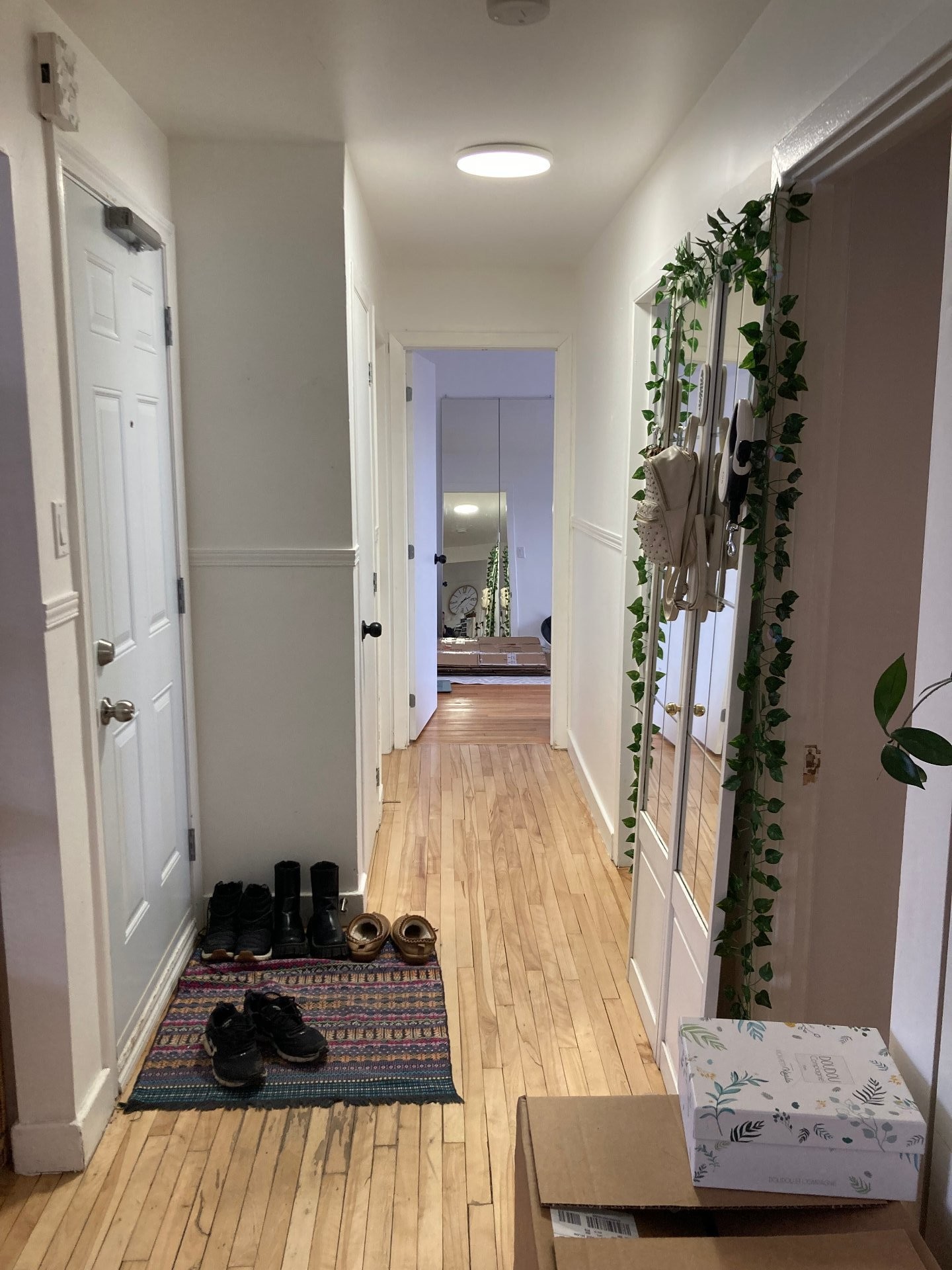 









653


Rue Montcalm

,
Shawinigan,




QC
G9N4M6

