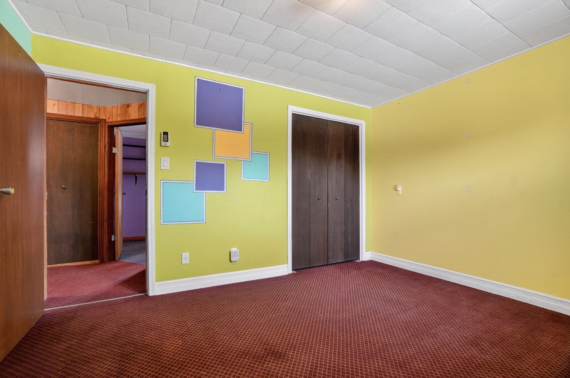 









2745


Rue Cornwall

,
Longueuil (Saint-Hubert),




QC
J3Y5G3

