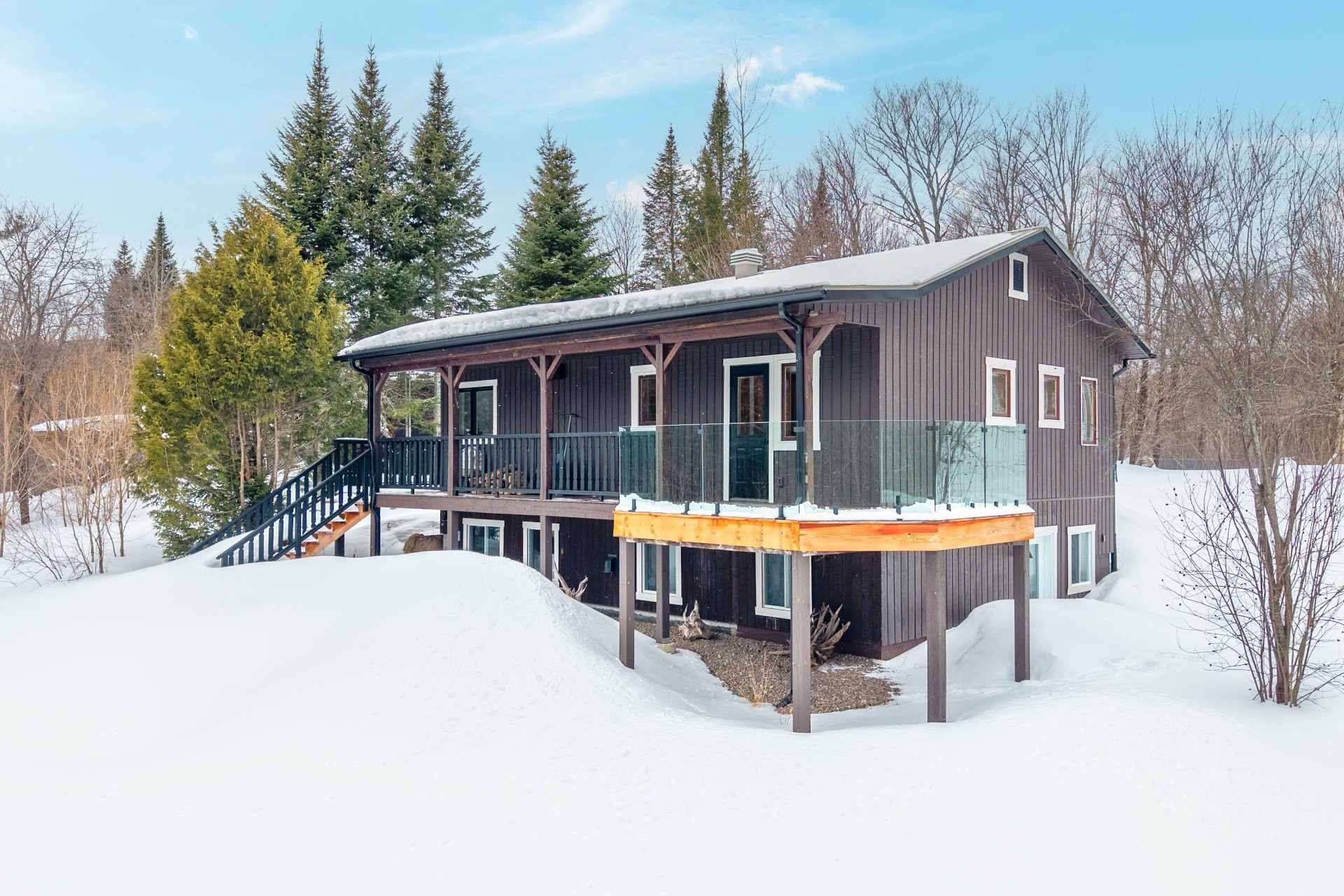









225


Ch. Laurent

,
Saint-Adolphe-d'Howard,




QC
J0T2B0

