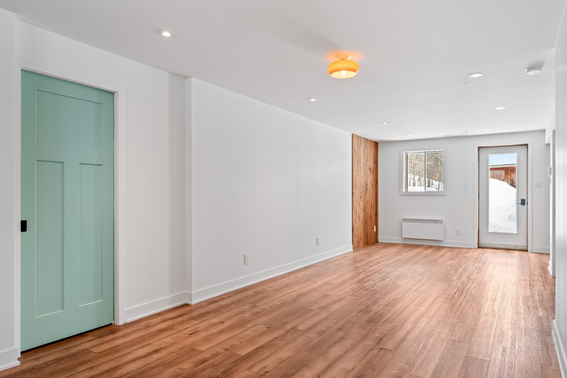 









225


Ch. Laurent

,
Saint-Adolphe-d'Howard,




QC
J0T2B0

