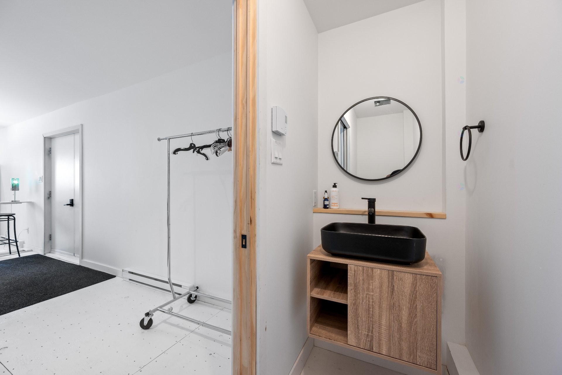 









225


Ch. Laurent

,
Saint-Adolphe-d'Howard,




QC
J0T2B0

